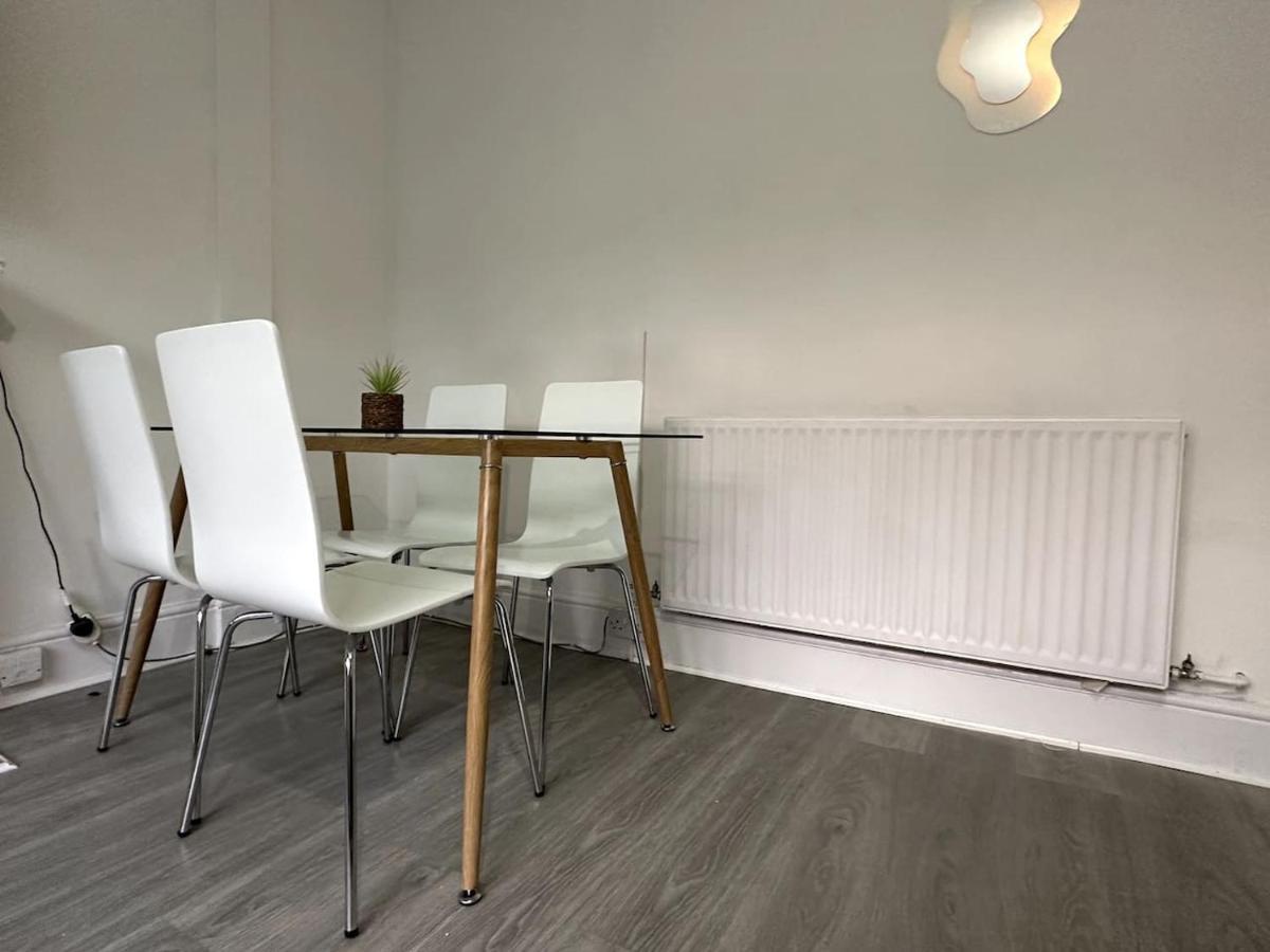 Wonderful 2 Bedroom On Tower Bridge Londyn Zewnętrze zdjęcie